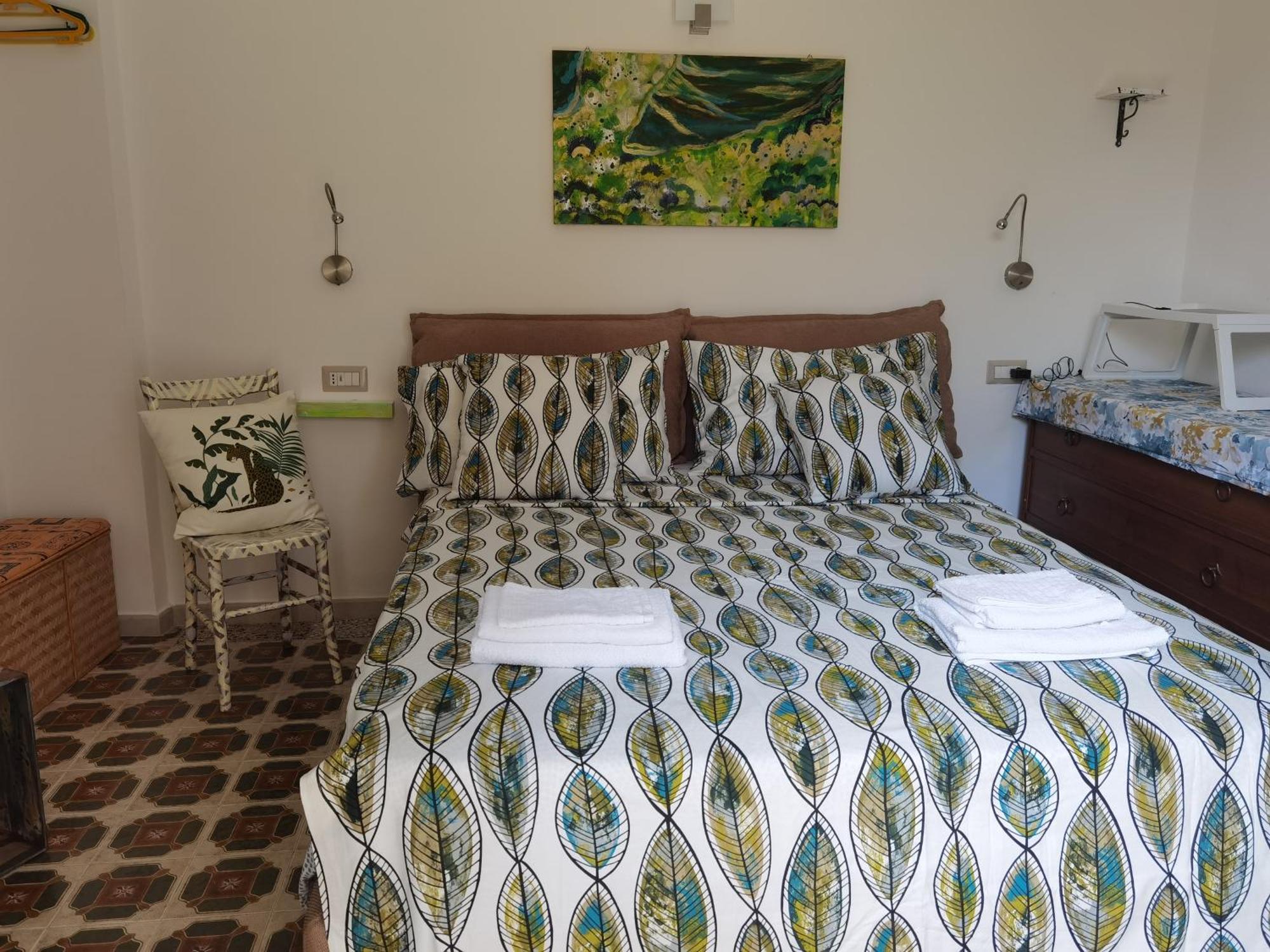 Il Giardino Di Tatiana Rooms & Breakfast La Maddalena  Oda fotoğraf